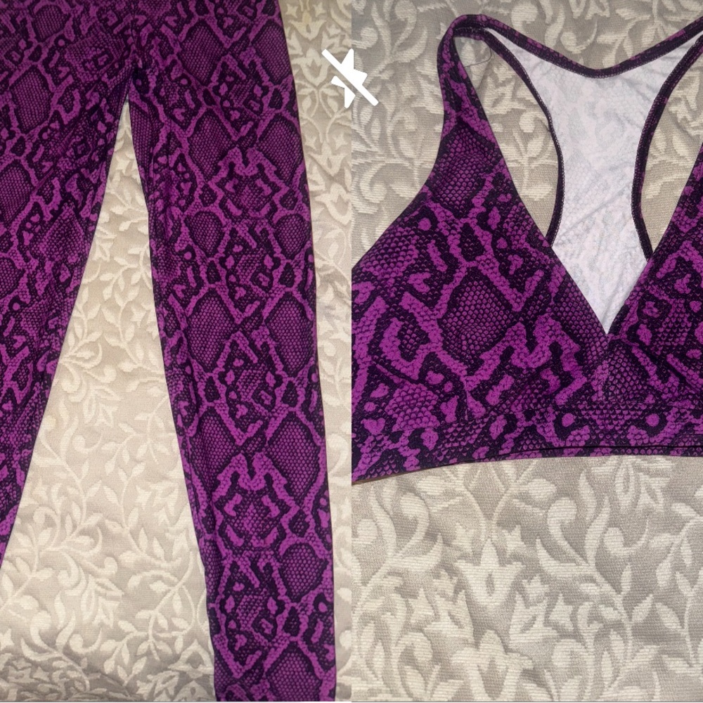 PERFECT CONDITION!! Lici fit scrunch butt set Purple Snake Print Leggings & top